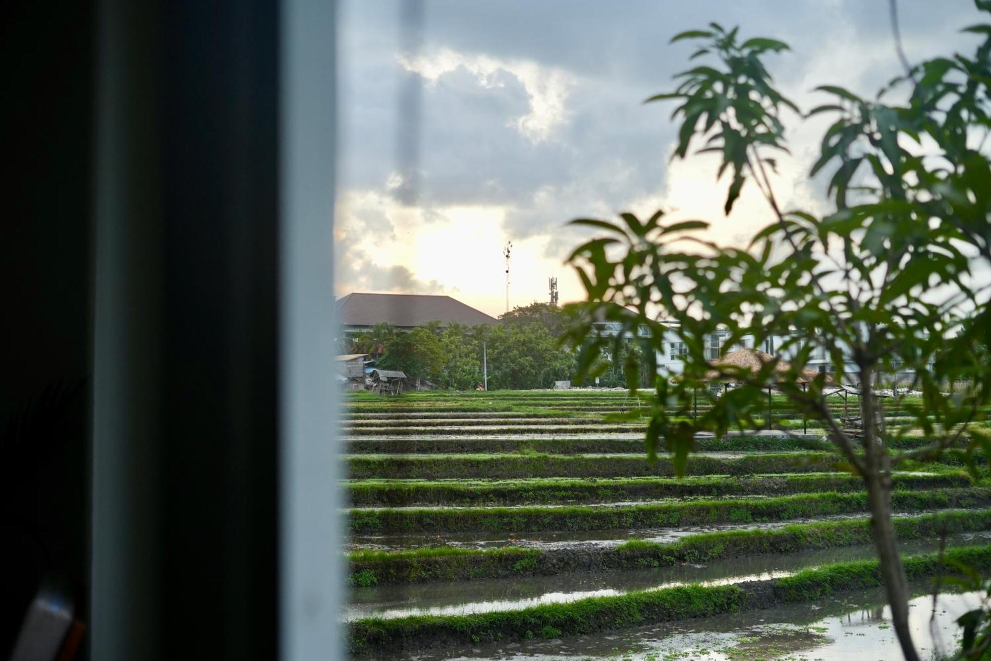 Villa In Seminyak Villa Mitra Dua Ricefield View Relax Kerobokan Екстериор снимка